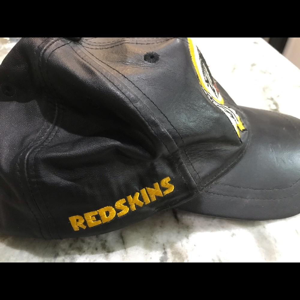 Washington Redskins cap - Picture 2 of 3